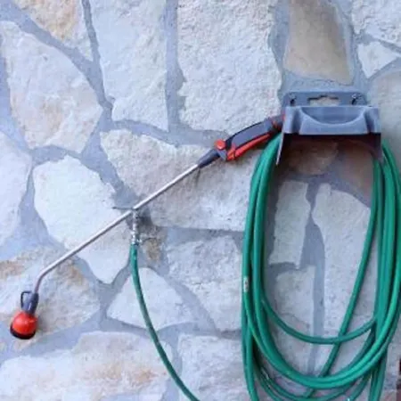 Vida With Garden: アパート