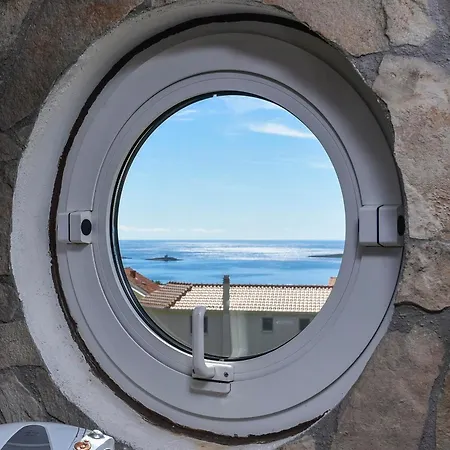 Vida With Garden: アパート オレビック