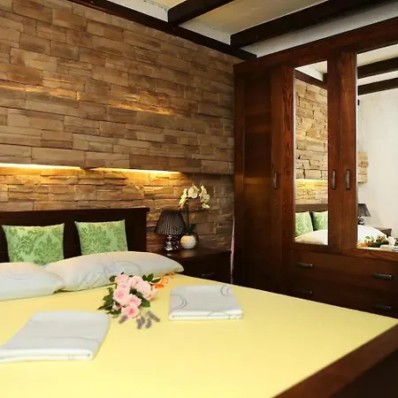 Apartment Vida With Garden: