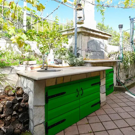 Vida With Garden: Apartment *